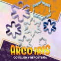 Juego De Cortantes Para Galletas - Navidad 7 Cortantes Copos De Nieve Wilton