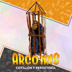 Muneco Calavera En Jaula De Tela Xu Luz Sonido Y Movimiento Halloween