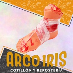 Pie Plastico Con Venda Y Sangre Halloween