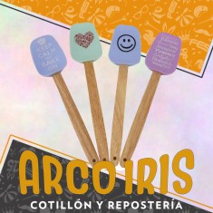 Silicona Cuchara 28 Cm Con Disenos Xu - Mango Madera Corazon/carita/frases Dsaza